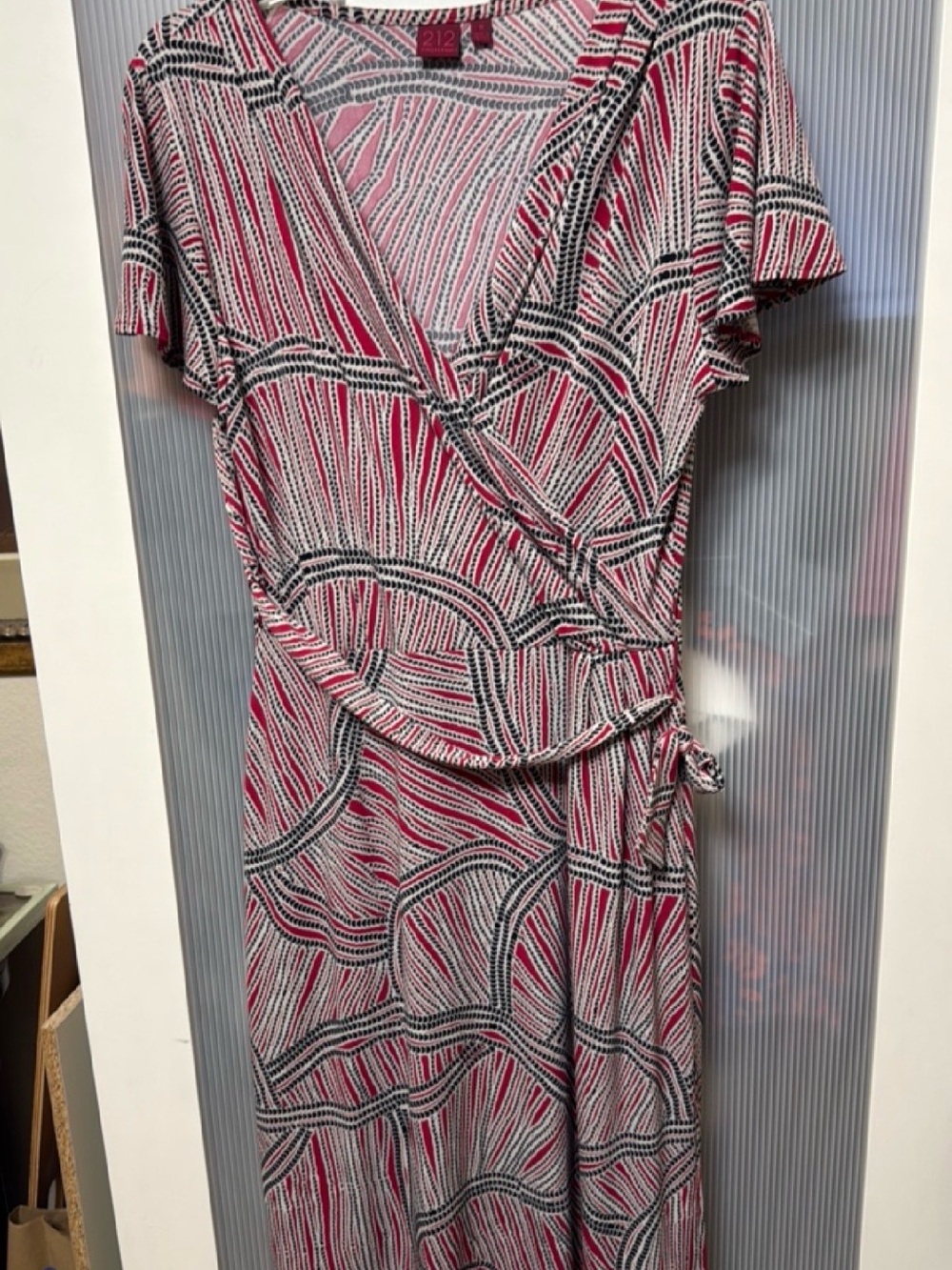 212 Collection Pink, Black & White Graphic Wrap Dress - Medium